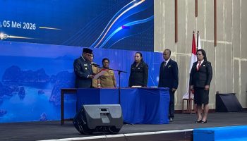 Wali Kota Sorong Lantik Tiga Pejabat Tinggi Pratama, Dorong Kinerja Proaktif dan Kolaboratif