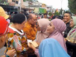 Bantu Pembangunan Masjid Al Akbar, Petronela Kambuaya-Lambert Jitmau Beli Puluhan Kupon Bazar