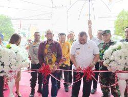 Resmikan Kantor PT PLN ULP Sorong Kota, Pj Gubernur PBD Harap Pelayanan Kelistrikan Ditingkatkan