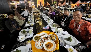 Kontingen Provinsi Papua Barat Daya Hadiri Gala Dinner Khanduri Raya Jelang Pembukaan PON XXI