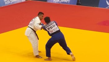 Kalahkan Jateng dan DIY, Atlet Judo Papua Barat Daya Moses Manuputy Melaju ke Babak Semifinal