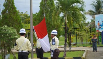 Gelar Upacara Hari Pahlawan, Kilang Kasim Lanjutkan Semangat Juang di Masa Kini