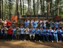 Telkom Regional V Gandeng Pemkab Gowa Tanam 5.000 Bibit Pohon di Hutan Lindung Desa Bissoloro Gowa