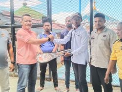 Perwakilan Pemuda Malamoi Berikan Bantuan Peralatan Olahraga Untuk Warga Binaan Lapas Sorong