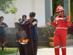 Maknai Hari Pemadam Kebakaran Internasional, Kilang Kasim Lakukan Edukasi untuk Kalangan Muda