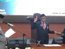 Yakob Kareth Dilantik Jadi Penjabat Sekda Papua Barat Daya