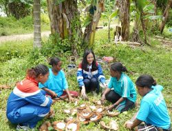 Mama Bagarak Menang CSR Award di Ajang Internasional Berkat Inovasi Kelapa Yang Terbuang