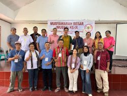 Martinus Lende Mere Kembali Pimpin IKF NTT Kota Sorong Periode 2026–2031