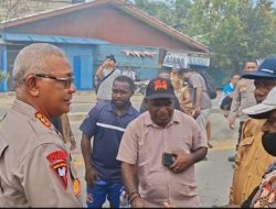 Dialog Wakapolda Redakan Aksi Blokade Jalan di Sorong, Keluarga Korban Tuntut Ungkap Kematian Delano