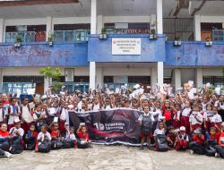 Pertamina Patra Niaga Bagikan 2.000 Paket Perlengkapan Sekolah untuk Anak Papua