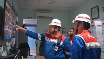 Shalat Idulfitri di Kilang Kasim Berlangsung Khidmat, Pekerja Tetap Jaga Pasokan Energi