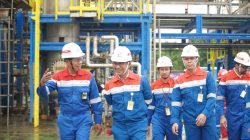 Direktur Pertamina Patra Niaga Tinjau Operasional Kilang Kasim dan Resmikan Fasilitas Perwira