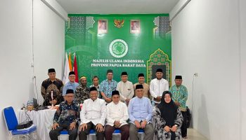 Abu Bakar Lodji Resmi Nahkodai MUI Papua Barat Daya 2026–2031