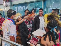 Tiba di Sorong, Ahmad Ridha Sabana Bawa Misi Perkuat UMKM dan Lantik Pengurus Partai Garuda