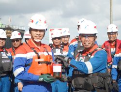 Kilang Kasim Kirim Perdana Biosolar B50 dari Papua