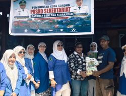 BKMT Kota Sorong Salurkan Bantuan untuk Korban Kebakaran Kampung Baru
