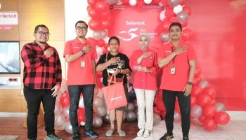 Rayakan Hari Pelanggan Nasional 2026, Telkomsel Maluku & Papua Berikan Layanan Sepenuh Hati dengan Kejutan Manis