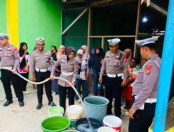 Peduli Anak Panti Asuhan, Ditlantas Polda Papua Barat Daya Salurkan 5.000 Liter Air Bersih