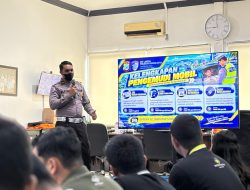 Satlantas Polresta Sorong Kota Edukasi Karyawan United Tractors, Keselamatan Berkendara Jadi Prioritas