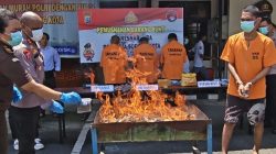 Polresta Sorong Kota Musnahkan 1,7 Kg Ganja dan 9,6 Gram Sabu, Selamatkan 2.500 Jiwa