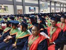 Wisuda UNAMIN Sorong Pecahkan Rekor, 557 Lulusan dan Prestasi IPK Sempurna